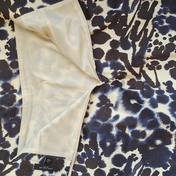 Ann Taylor Lined Pencil Skirt (14) - Picture 7 of 16